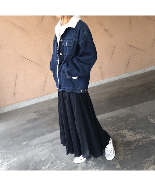 copine（コピン）の「1月16日再々入荷！ゆる可愛い！オーバーサイズ裏ボアデニムジャケット（デニムジャケット・レディース・その他）」の12枚目の写真