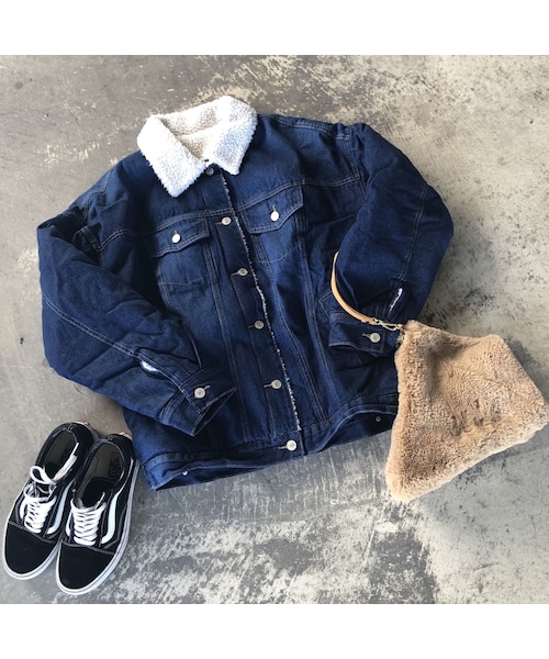 copine（コピン）の「1月16日再々入荷！ゆる可愛い！オーバーサイズ裏ボアデニムジャケット（デニムジャケット・レディース・その他）」の16枚目の写真