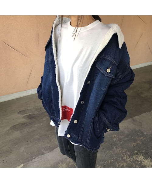 copine（コピン）の「1月16日再々入荷！ゆる可愛い！オーバーサイズ裏ボアデニムジャケット（デニムジャケット・レディース・その他）」の6枚目の写真