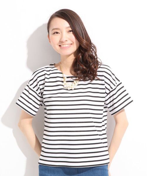 LOWRYS FARM(ローリーズファーム)の「ポンチボーダーバックZIPプルオーバーショートスリーブ2/mikoa(トップス・オフ/ブルー/ネイビー・M/L)」の1枚目の写真