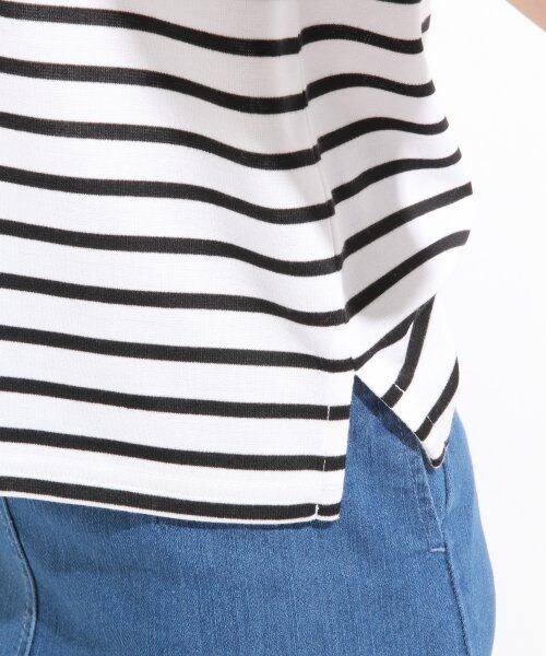 LOWRYS FARM(ローリーズファーム)の「ポンチボーダーバックZIPプルオーバーショートスリーブ2/mikoa(トップス・オフ/ブルー/ネイビー・M/L)」の8枚目の写真