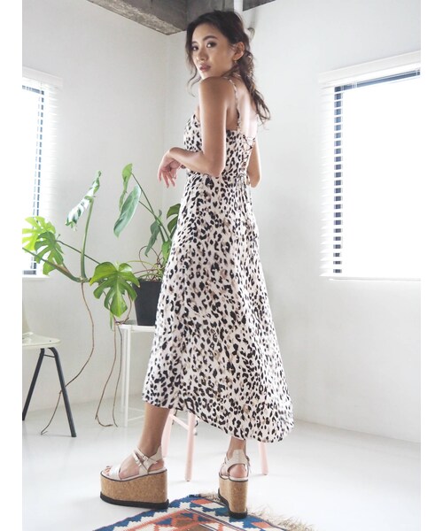 EVRIS（エヴリス）の「ランダムヘムロングワンピース（ワンピース  