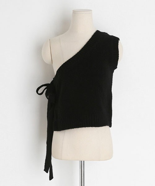 DHOLIC（ディーホリック）の「サイドリボンワンショルベスト（ベスト・レディース・その他/ブラック/ベージュ・FREE）」の2枚目の写真