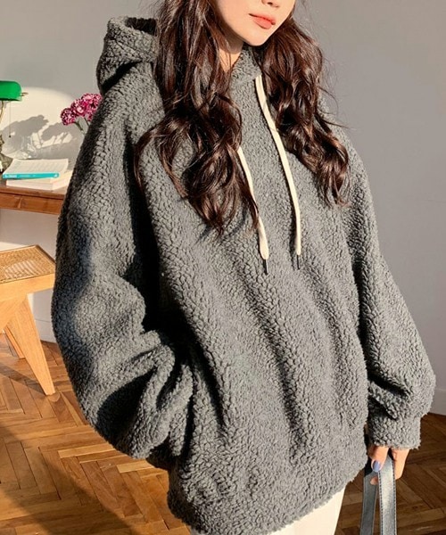 DHOLIC（ディーホリック）の「ボアフーディ（その他トップス・レディース・ベージュ/ブラウン/グレー・FREE）」の2枚目の写真