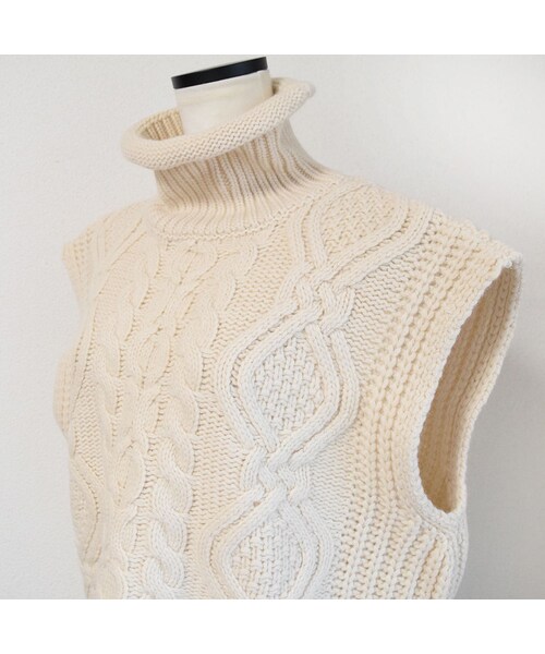 no brand（ノーブランド）の「ケーブルハイネックベスト（ベスト・レディース・その他）」の10枚目の写真