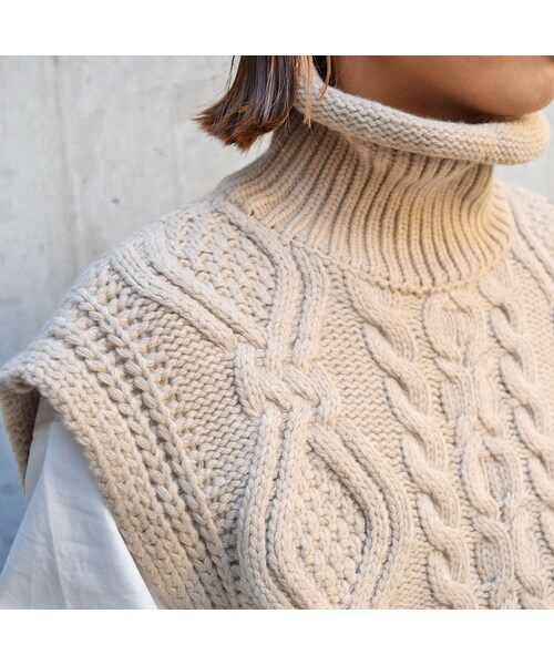 no brand（ノーブランド）の「ケーブルハイネックベスト（ベスト・レディース・その他）」の6枚目の写真