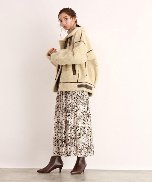 OZOC（オゾック）の「ハイウエストワッシャープリーツスカート（スカート・レディース・ブラック(119)/オフホワイト(103)/ブラック(219)/ナチュラル(050)・38(M)）」の13枚目の写真