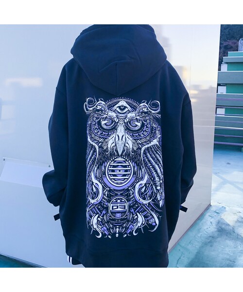 STORES.jp(ストアーズドットジェーピー)の「D/3 / NIGHT VISION ビッグパーカーver2,0 / ブラック(パーカー・その他)」の4枚目の写真