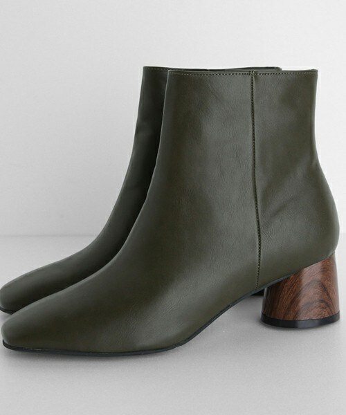 DHOLIC（ディーホリック）の「ウッドヒールアンクルブーツ（ブーツ・レディース・ブラウン/ホワイト/ブラック/グリーン・225/230/235/240/245/250）」の4枚目の写真