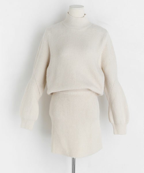 DHOLIC（ディーホリック）の「ハイネックニット&ミニスカートSET（アンサンブル・レディース・ブラック/ベージュ・FREE）」の2枚目の写真