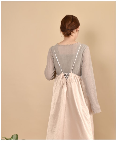 w closet(ダブルクローゼット)の「シルキーサテン前ボタンキャミワンピース(ワンピース/ドレス・レディース・アイボリー/Sグレー/レンガ・FREE/23.5/24.5)」の12枚目の写真