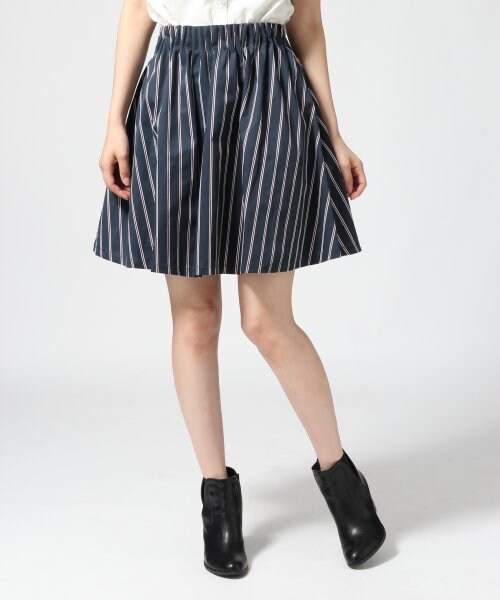 LOWRYS FARM（ローリーズファーム）の「アソートガラボリュームスカート（スカート・レディース・ホワイトストライプ/カモフラ/ネイビーストライプ・Ｆ）」の3枚目の写真
