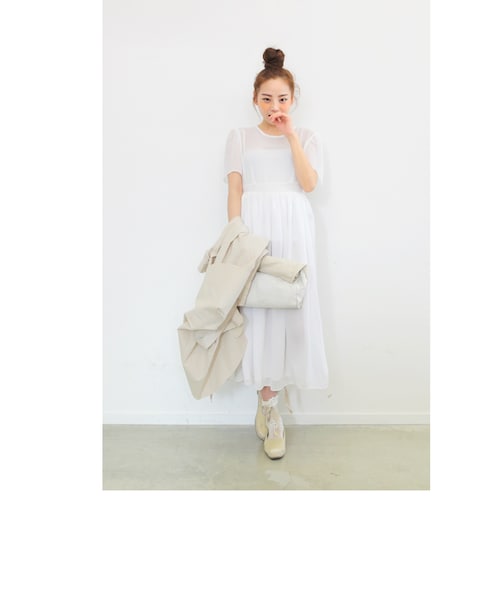 STYLENANDA(スタイルナンダ)の「シフォンフェミニンロングワンピース(ワンピース/ドレス・レディース・ホワイト/ブラック・FRE)」の13枚目の写真