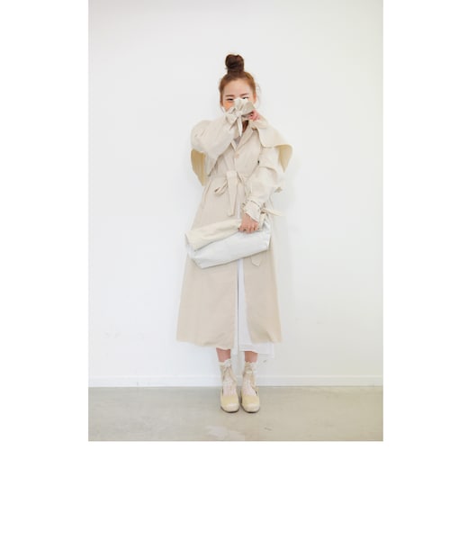 STYLENANDA(スタイルナンダ)の「シフォンフェミニンロングワンピース(ワンピース/ドレス・レディース・ホワイト/ブラック・FRE)」の21枚目の写真