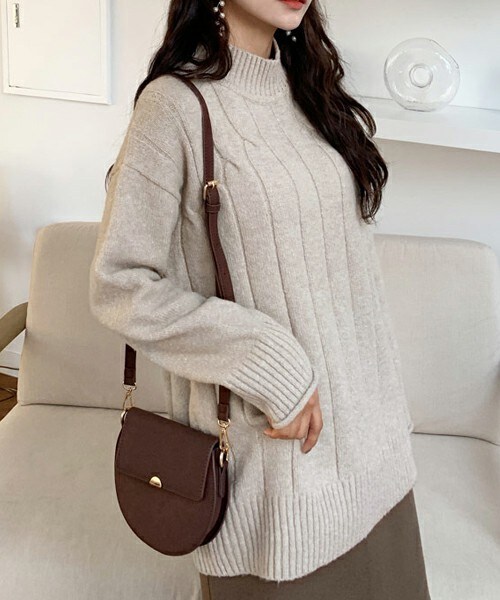 DHOLIC（ディーホリック）の「ツイストポイントリブニット（ニット/セーター・レディース・ホワイト/ピンク/ブラウン/ベージュ/グレー・FREE）」の4枚目の写真