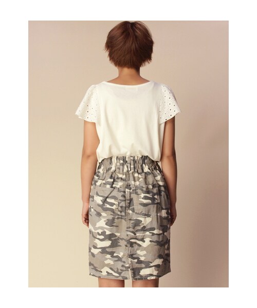 w closet（ダブルクローゼット）の「迷彩タイトスカート（パンツ・レディース・カーキ/Lグレー・FREE）」の5枚目の写真