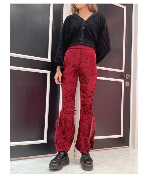 lilLilly（リルリリー）の「ベロアフリルパンツ（パンツ・レディース・PINK/RED/BLACK・FREE）」の3枚目の写真