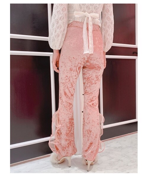 lilLilly（リルリリー）の「ベロアフリルパンツ（パンツ・レディース・PINK/RED/BLACK・FREE）」の12枚目の写真