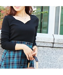 i.Rina | しっかり厚手素材アイリナ ハートネック長袖 (Tシャツ/カットソー)