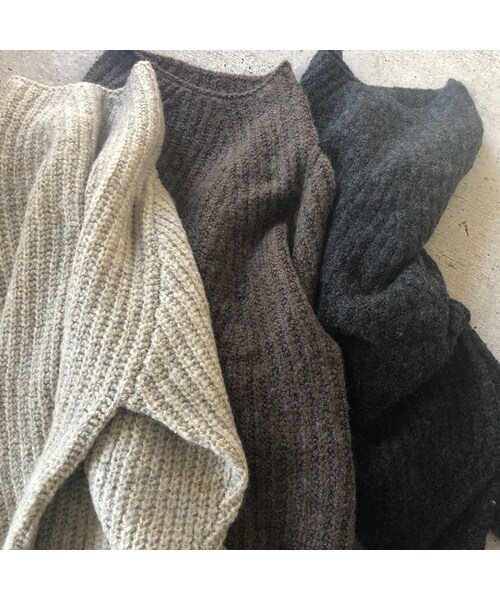 copine(コピン)の「再々入荷!ゆるっと可愛いオーバーサイズ!プチハイネック裾スリットざっくりニット(3color)(ニット/セーター・レディース・その他)」の14枚目の写真