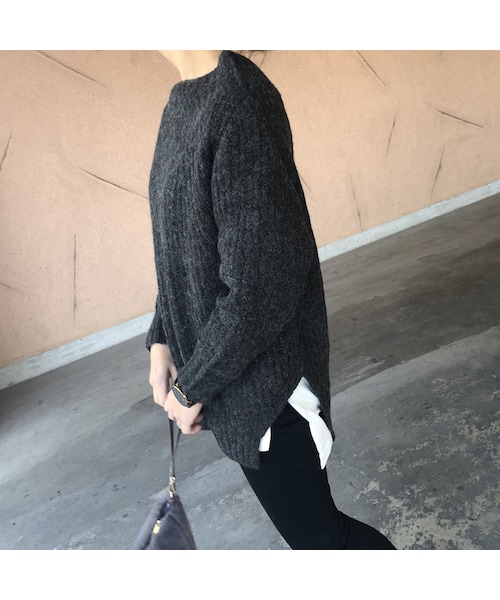 copine(コピン)の「再々入荷!ゆるっと可愛いオーバーサイズ!プチハイネック裾スリットざっくりニット(3color)(ニット/セーター・レディース・その他)」の1枚目の写真