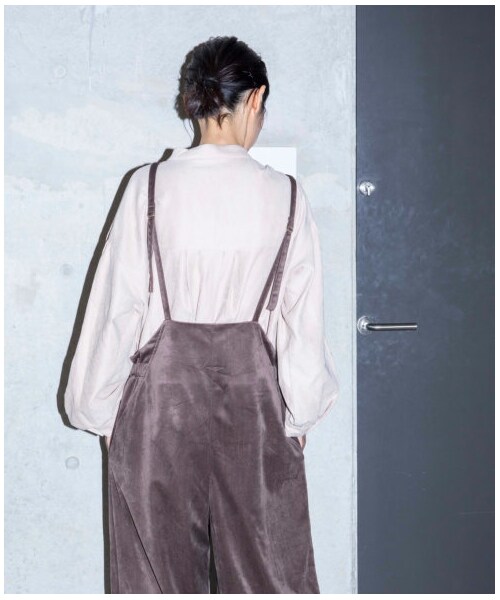 w closet(ダブルクローゼット)の「【Alley】スタンドカラーフラップポケットBIGシャツ(トップス・レディース・Lベージュ/サックス/グレージュ・FREE/M/L)」の12枚目の写真