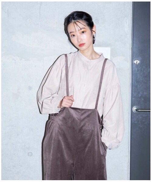 w closet(ダブルクローゼット)の「【Alley】スタンドカラーフラップポケットBIGシャツ(トップス・レディース・Lベージュ/サックス/グレージュ・FREE/M/L)」の6枚目の写真