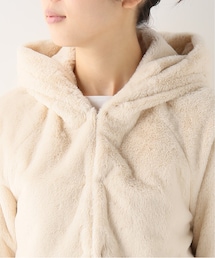 Charles Chaton（シャルルシャトン）の「eco fur hoodie coat