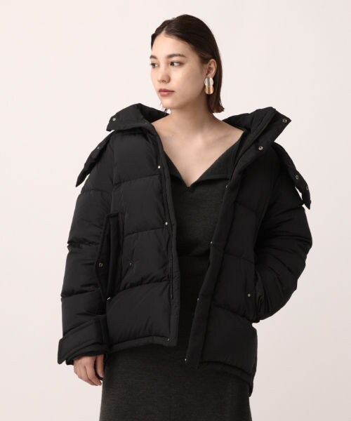 chaosブラックフード付きダウンジャケット chaosブラックフード付きダウンジャケット