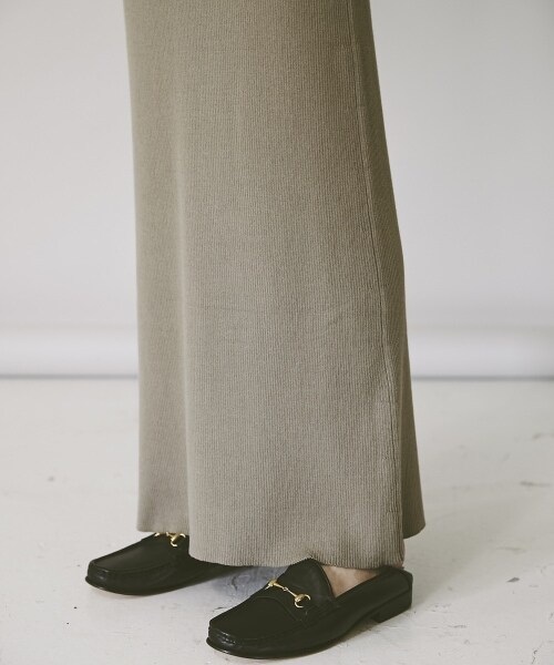 Curensology（カレンソロジー）の「コットンリブタイトスカート（スカート・スモーク/【WEB限定カラー】ベージュ）」の10枚目の写真