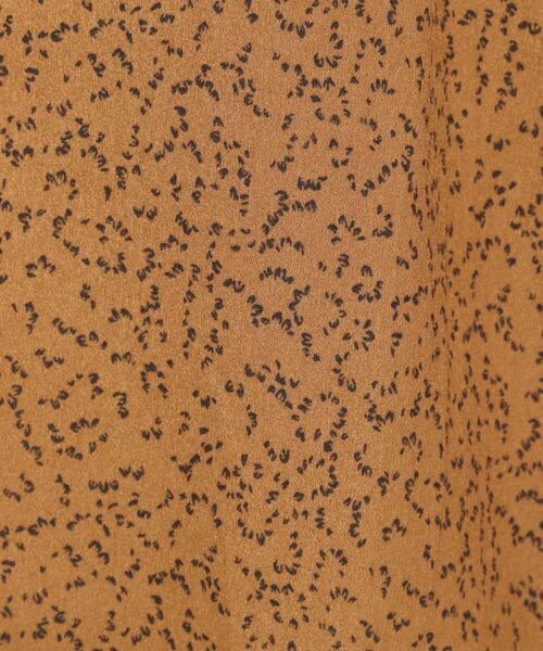 LAKOLE（ラコレ）の「デシンヨークギャザーワンピース（ワンピース/ドレス・ブラック()/キャメル()）」の15枚目の写真