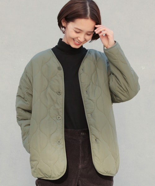 LEPSIM(レプシィム)の「リバーライトボアコート(ジャケット/アウター・キナリ×カーキ/グレージュ×ブラック/ブラウン×キャメル)」の6枚目の写真