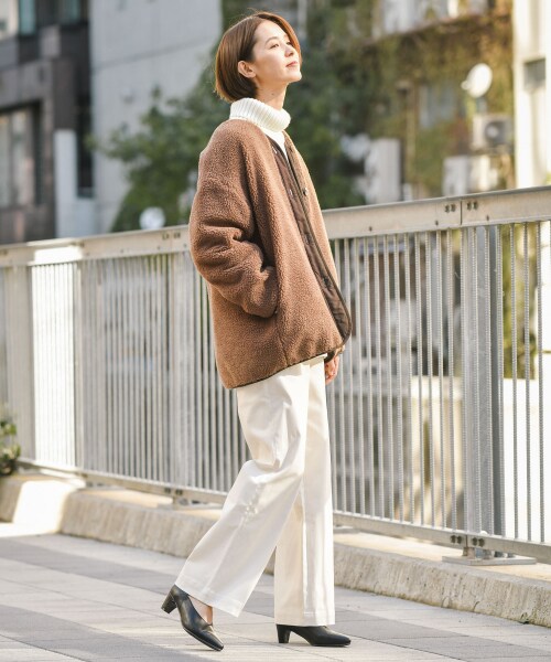 LEPSIM(レプシィム)の「リバーライトボアコート(ジャケット/アウター・キナリ×カーキ/グレージュ×ブラック/ブラウン×キャメル)」の17枚目の写真