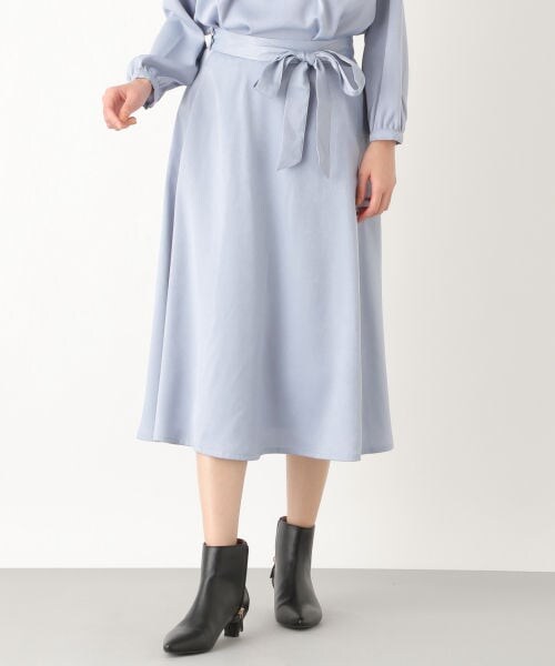 LEPSIM（レプシィム）の「コウタクフレアスカート（スカート・ブラック/グレージュ/サックス）」の3枚目の写真