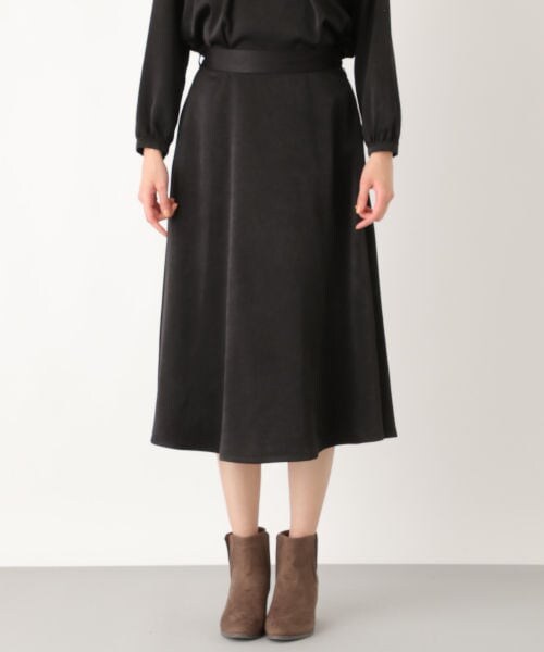 LEPSIM（レプシィム）の「コウタクフレアスカート（スカート・ブラック/グレージュ/サックス）」の14枚目の写真