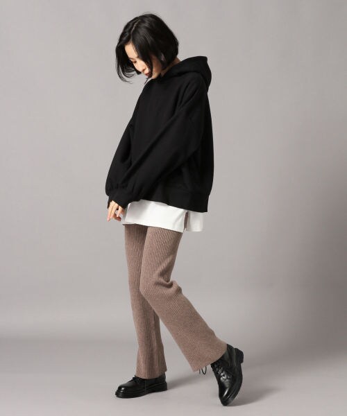 LOWRYS FARM(ローリーズファーム)の「レイヤードニットフレアパンツ(パンツ・アイボリー/ブラウン)」の15枚目の写真