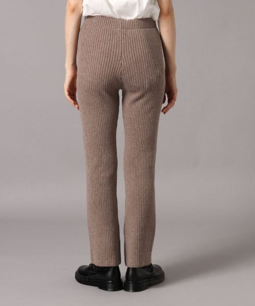 LOWRYS FARM(ローリーズファーム)の「レイヤードニットフレアパンツ(パンツ・アイボリー/ブラウン)」の10枚目の写真