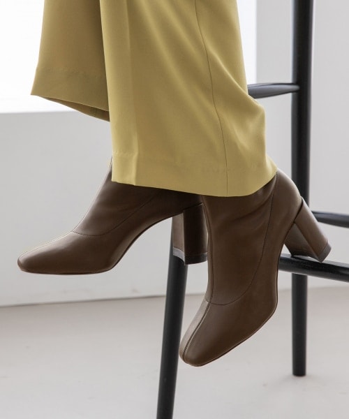 LOWRYS FARM（ローリーズファーム）の「ストレッチヒールブーツ（シューズ・アイボリー/ブラック/ブラウン/オブリークトゥアイボリー/オブリークトゥブラック/オブリークトゥブラウン）」の5枚目の写真