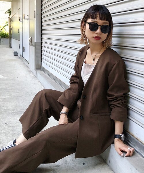 PAGEBOY（ページボーイ）の「セットアップノーカラージャケット【25番色のみWEB限定カラー】（ジャケット/アウター・グレージュ/チャコールグレー/【WEB限定】ピンク/ブラウン）」の10枚目の写真