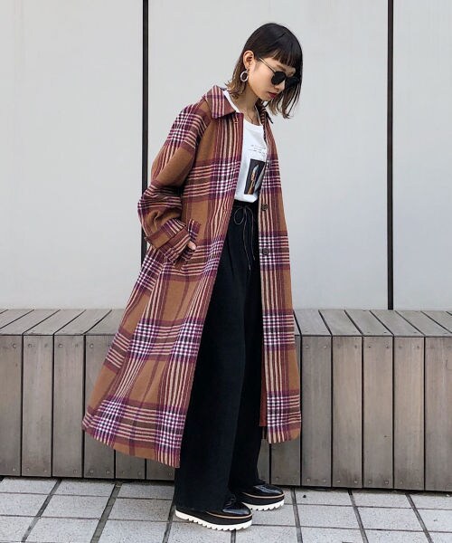 PAGEBOY（ページボーイ）の「ＢＩＧチェックステンカラーコート（ジャケット/アウター・ブラック/ダークブラウン/ネイビー）」の11枚目の写真