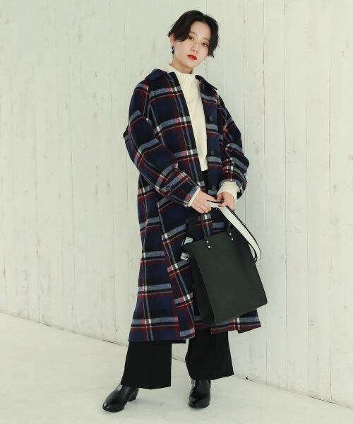 PAGEBOY（ページボーイ）の「ＢＩＧチェックステンカラーコート（ジャケット/アウター・ブラック/ダークブラウン/ネイビー）」の3枚目の写真