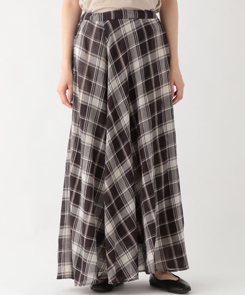 studio CLIP（スタディオクリップ）の「ニュアンスチェックマキシスカート（スカート・ブラックチェック/ベージュチェック/カーキチェック）」の7枚目の写真