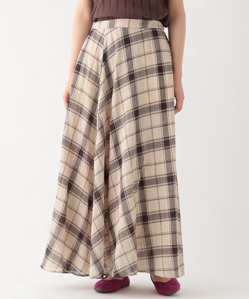 studio CLIP（スタディオクリップ）の「ニュアンスチェックマキシスカート（スカート・ブラックチェック/ベージュチェック/カーキチェック）」の2枚目の写真