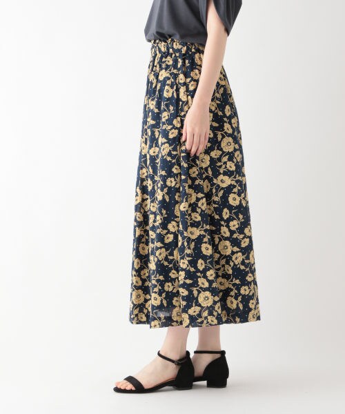 studio CLIP（スタディオクリップ）の「フラワードットプリント  