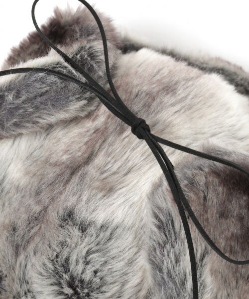 studio CLIP(スタディオクリップ)の「フェイクファーパイロットハット(帽子・グレー/ブラウン)」の11枚目の写真