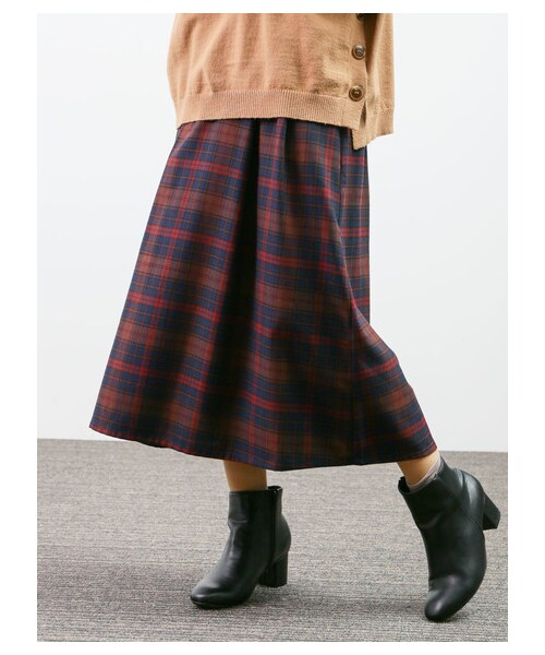 earth music&ecology（アースミュージックアンドエコロジー）の「レンチング™EV洗えるあったかスカート（スカート・ブラック/ベージュ/マスタード/ダークグリーン/チェックレッド/チェックネイビー/チェックブラウン/チェックブラック・F）」の22枚目の写真