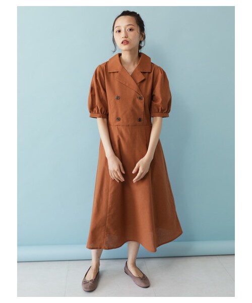 earth music&ecology（アースミュージックアンドエコロジー）の「【Special Price】ダブルブレストワンピース（ワンピース/ドレス・ベージュ/ブリックレッド/キャメル・F）」の2枚目の写真
