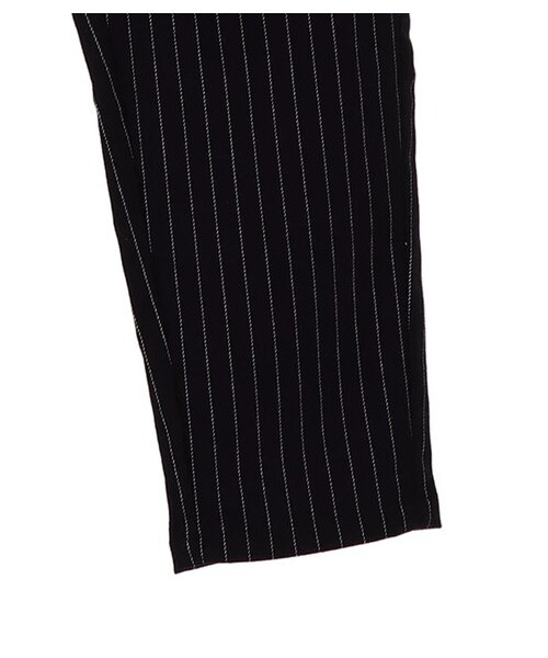 earth music&ecology(アースミュージックアンドエコロジー)の「【Special Price】T/Rテーパードパンツ(パンツ・チャコールグレー/ブラック/キャメル/ストライプネイビー・M/L)」の4枚目の写真