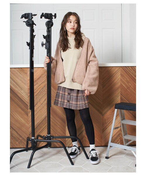 earth music&ecology(アースミュージックアンドエコロジー)の「【Special Price】リバーシブルボアブルゾン(ジャケット/アウター・アイボリー/ピンク/ベージュ・F)」の13枚目の写真