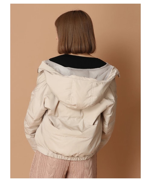 E hyphen world gallery（イーハイフンワールドギャラリー）の「中綿フードブルゾン2（ジャケット/アウター・ブラック/ライトベージュ/ライトグリーン/ライトパープル・F）」の4枚目の写真